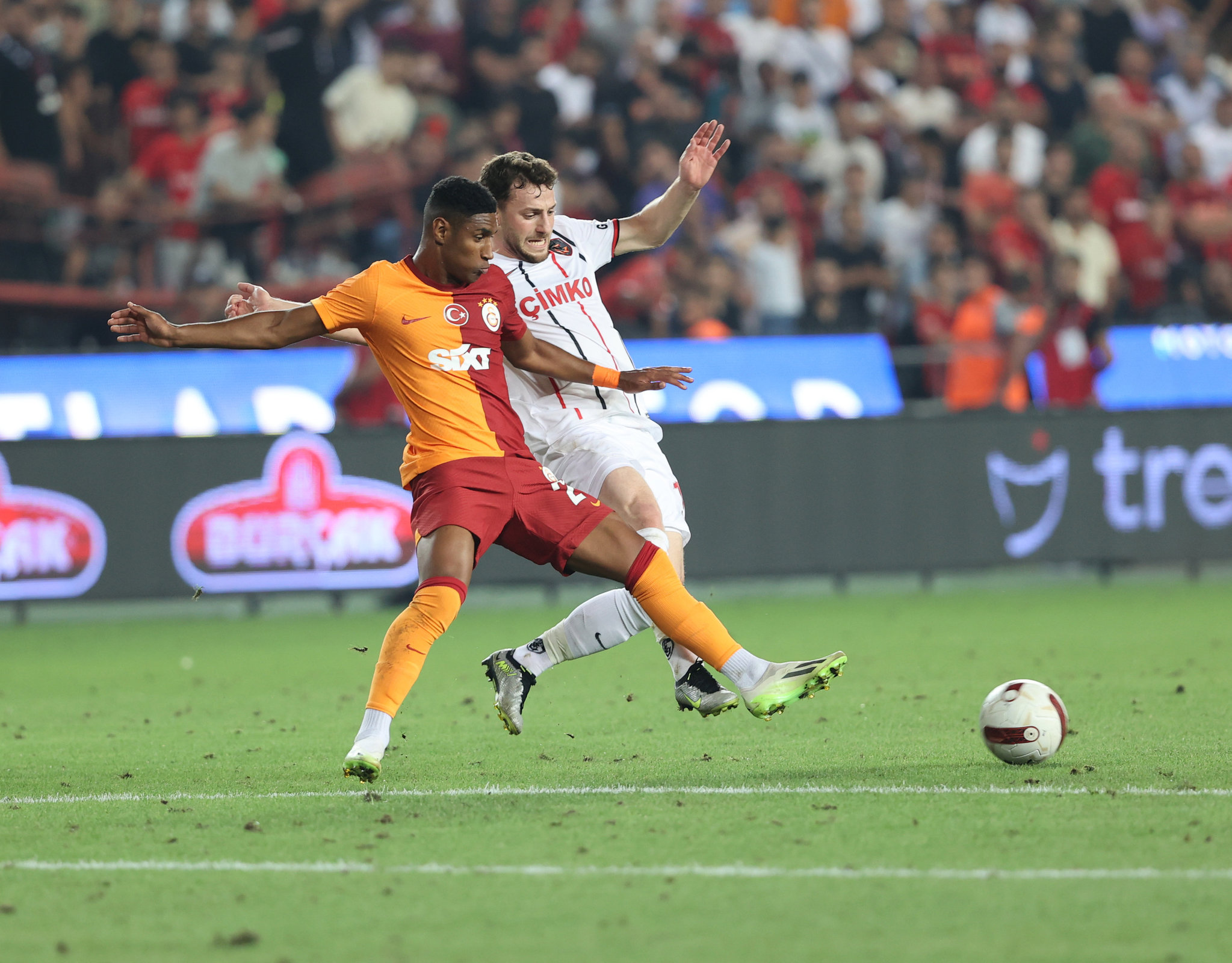 TRANSFER HABERİ: Galatasaray’da Tete şoku! Bunu kimse beklemiyordu
