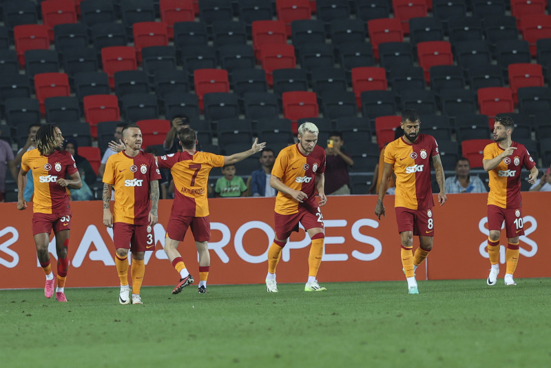 TRANSFER HABERİ - İtalyan devi Galatasaray’ın yıldızına kancayı taktı! O tarihte ayrılacak