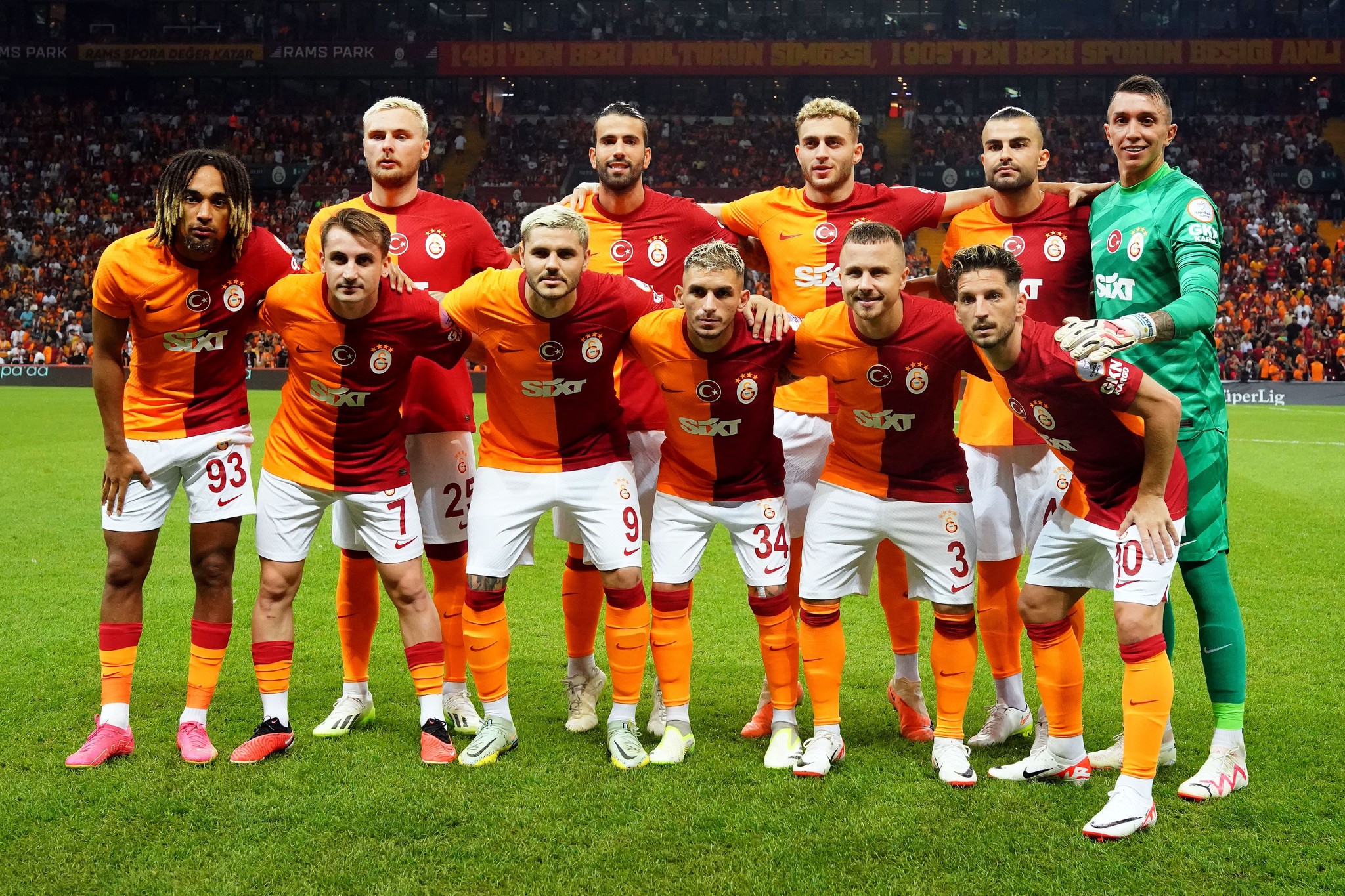 Transferde sezon finali! Galatasaray ve Fenerbahçe bu kez çok sürpriz bir yıldız için karşı karşıya