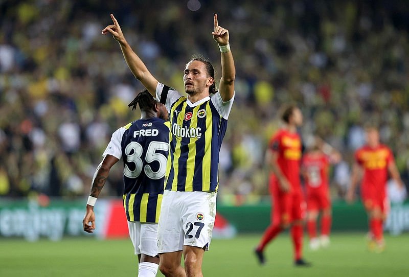 FENERBAHÇE TRANSFER HABERLERİ: İsmail Kartal biletlerini kesti! F.Bahçe’de 6 ayrılık birden