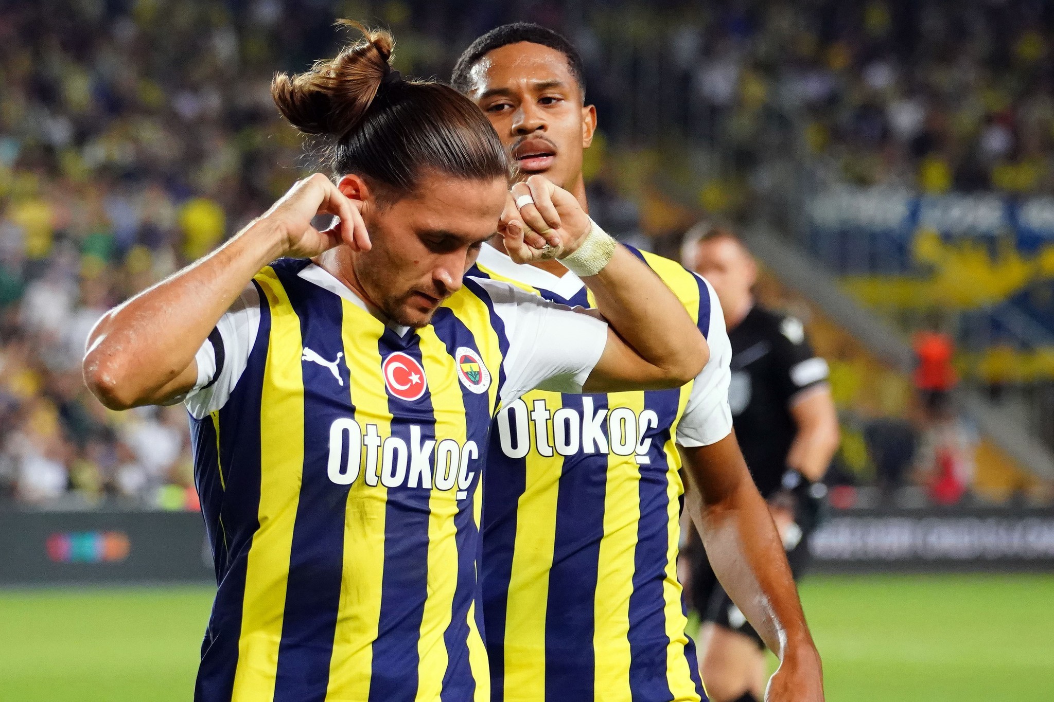 FENERBAHÇE TRANSFER HABERİ: Miguel Crespo’da işlem tamam! O rakama imza atacak