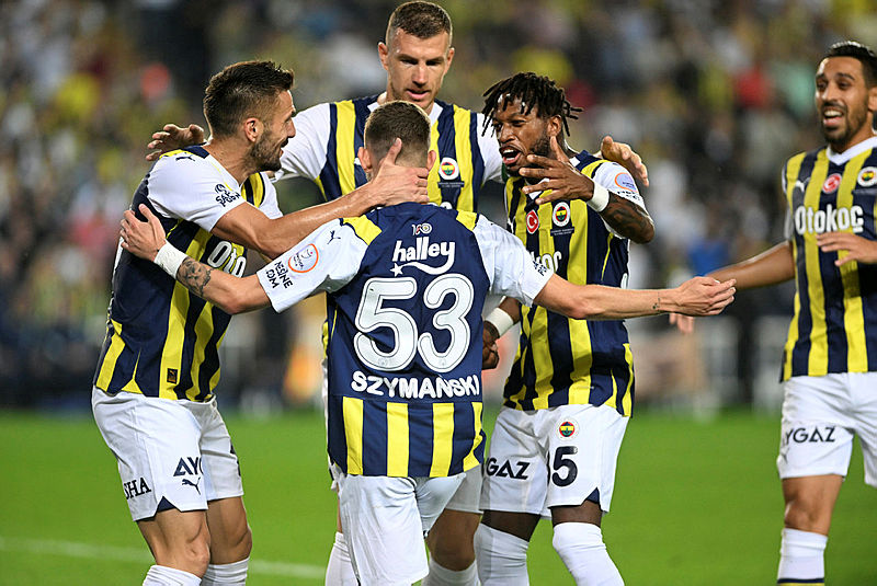 Fenerbahçe’den Szymanski kararı! Polonyalı yıldız için dev bonservis