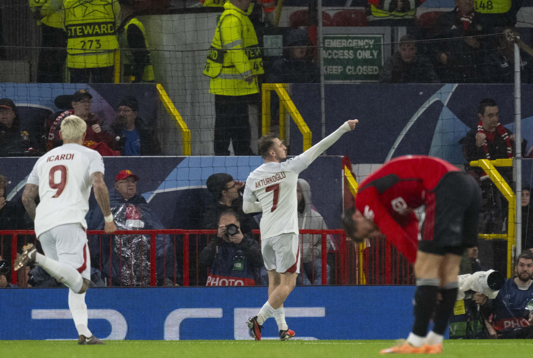 Manchester United’ı devirdi transferde hedefler yükseldi! İşte Galatasaray’ın yeni gözdesi
