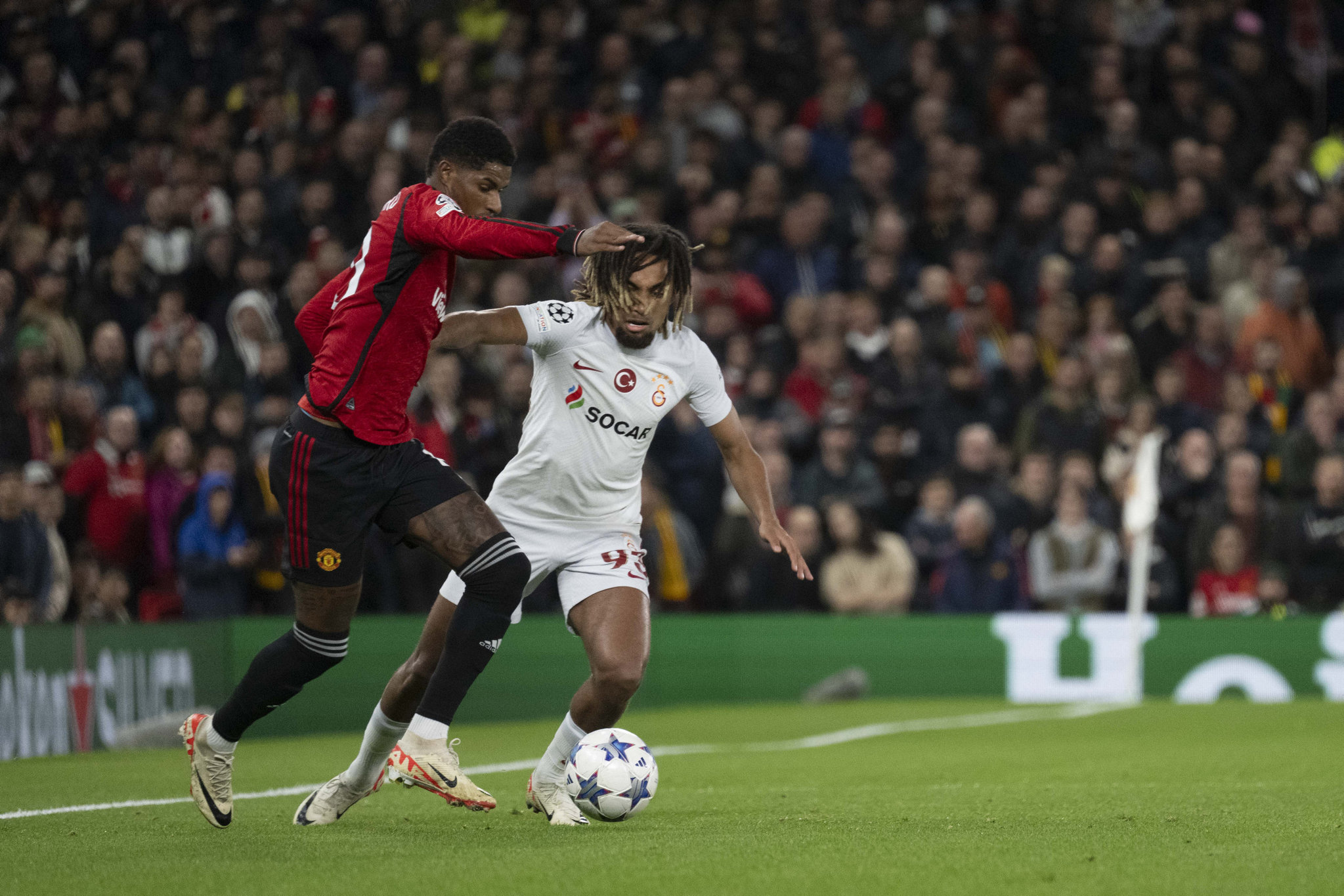 Manchester United’ı devirdi transferde hedefler yükseldi! İşte Galatasaray’ın yeni gözdesi