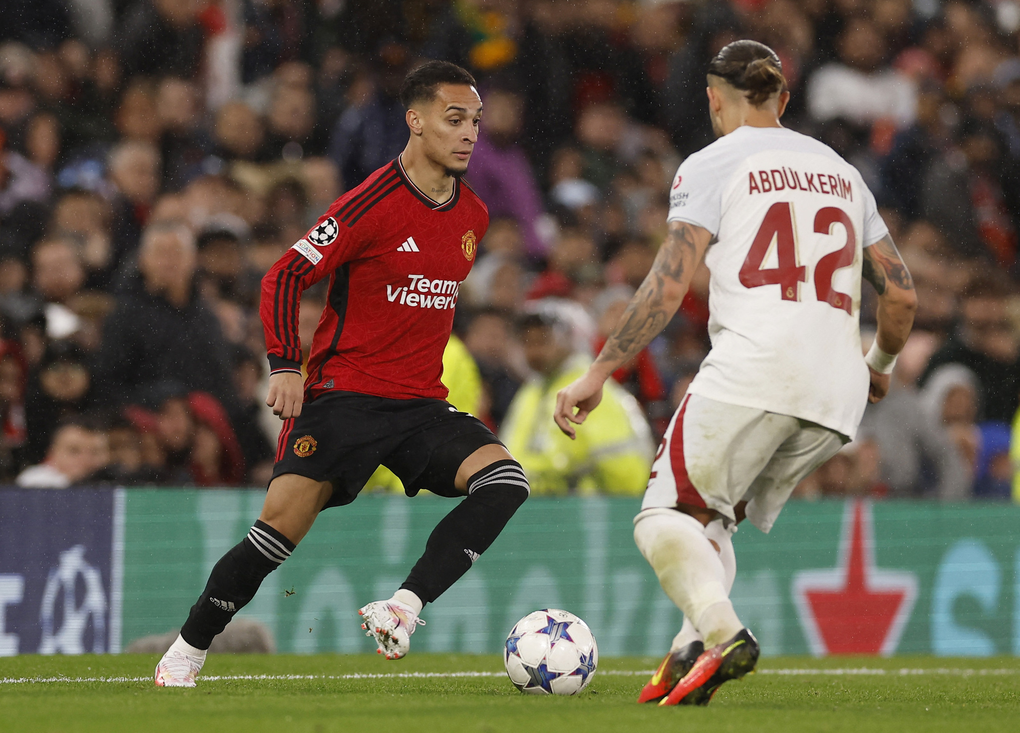 GALATASARAY TRANSFER HABERİ: Sacha Boey için gelmişlerdi! O yıldıza hayran kaldılar