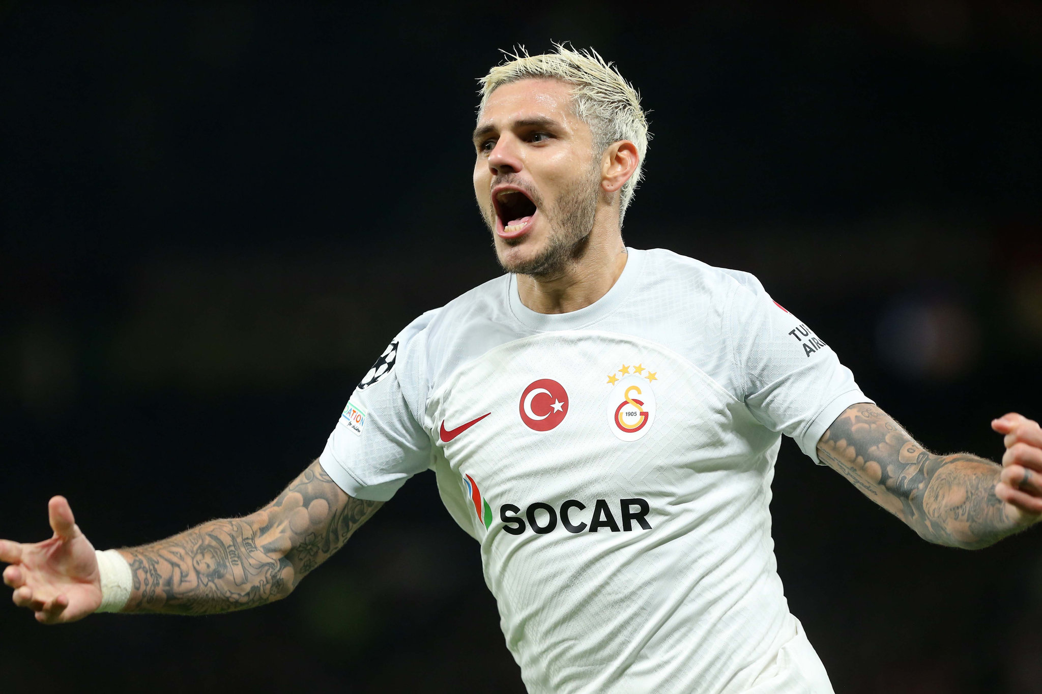 GALATASARAY HABERİ: Mauro Icardi çıldırdı! Antalya dönüşü uçakta kıyamet koptu