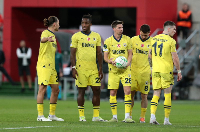 TRANSFER HABERİ - Fenerbahçe’den devre arası operasyonu! Dünya yıldızı liste başı