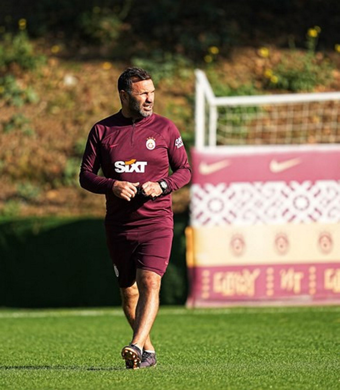 GALATASARAY HABERLERİ - Okan Buruk ısrarla transfer istedi! Erden Timur harekete geçti