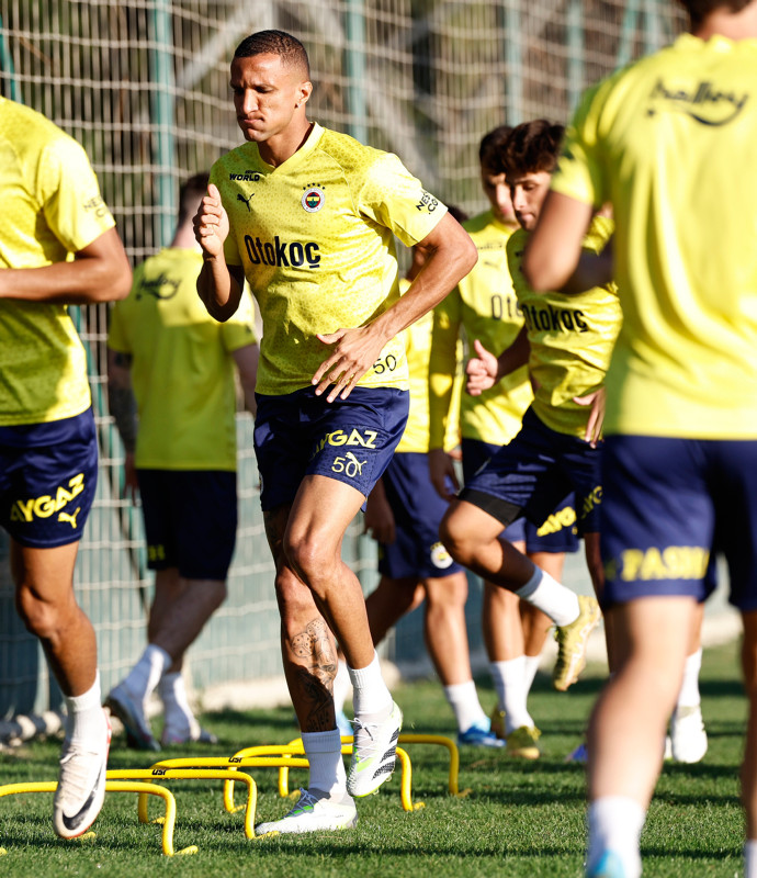 TRANSFER HABERİ - Milan’da Rade Krunic depremi! Fenerbahçe’nin teklifini istiyor