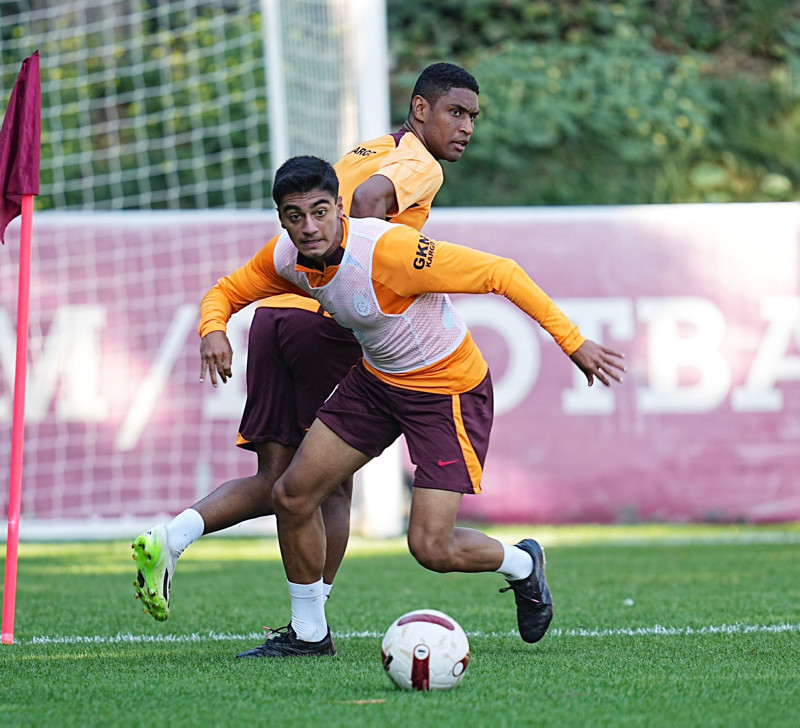 Galatasaray’da ayrılık kapıda! Ocak ayında transferini istiyor