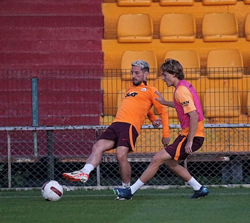 Galatasaray’da ayrılık kapıda! Ocak ayında transferini istiyor