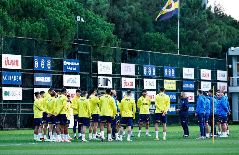 FENERBAHÇE HABERLERİ - İsmail Kartal’dan transfer yasağı! O isimler satılmayacak