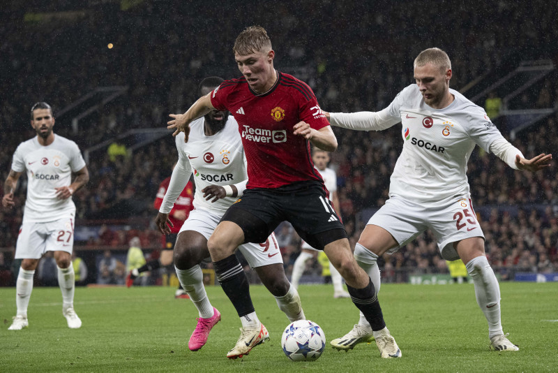 Devre arasında yer yerinde oynayacak! Galatasaray’da 1 ayrılık 1 transfer