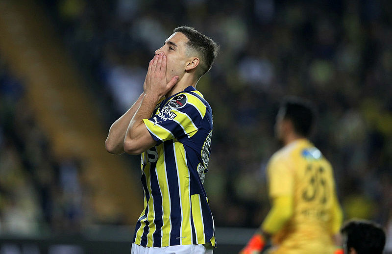 Bu hamleler şampiyonluk getirir! Fenerbahçe’de transfer bombaları peş peşe