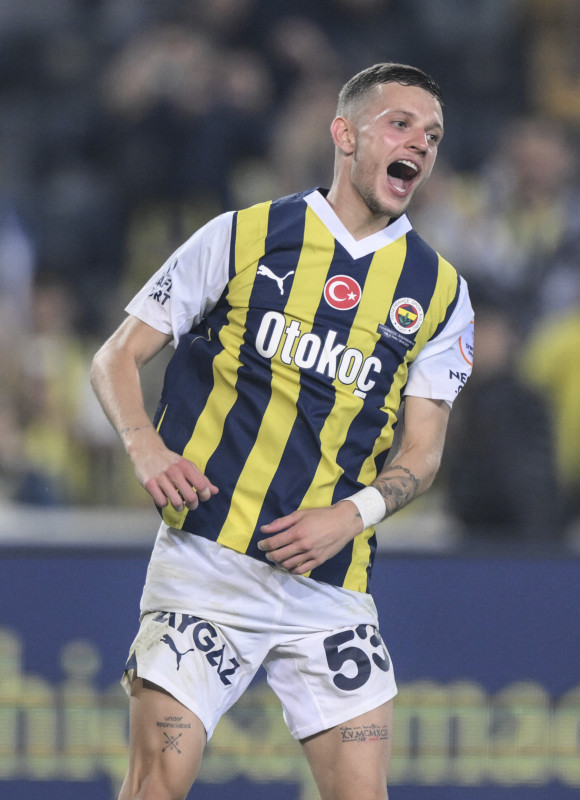 TRANSFER HABERİ - Avrupa’nın gözü Fenerbahçe’de! 4 yıldıza kanca
