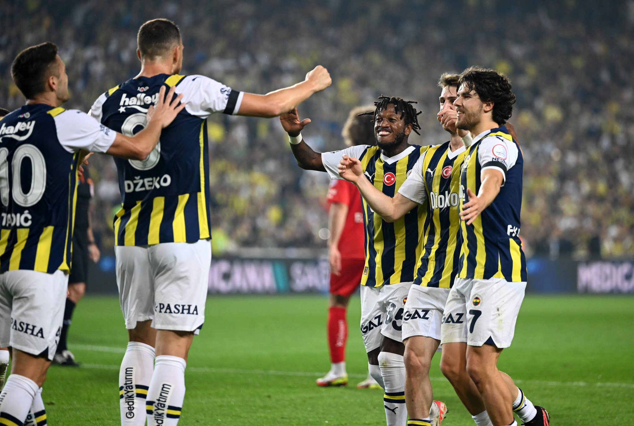 Fenerbahçe’den rekor üstüne rekor! Tam 22 yıl sonra...