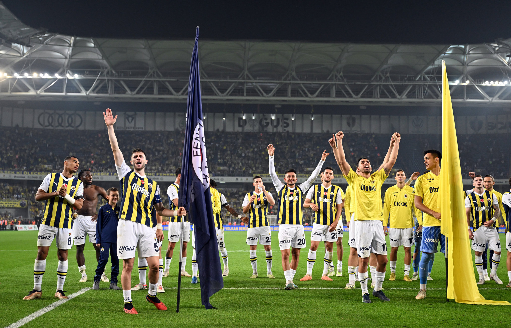 FENERBAHÇE TRANSFER HABERİ: İsmail Kartal raporunu sundu! Batshuayi’nin yerine 2 aday...