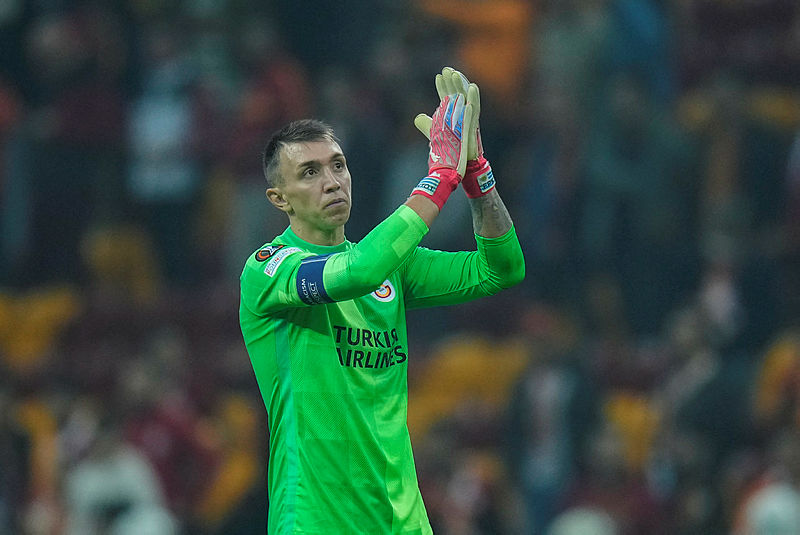 TRANSFER HABERLERİ: Sözleşmesi uzatılacak mı? Galatasaray’dan Fernando Muslera kararı