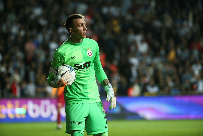 TRANSFER HABERLERİ: Sözleşmesi uzatılacak mı? Galatasaray’dan Fernando Muslera kararı