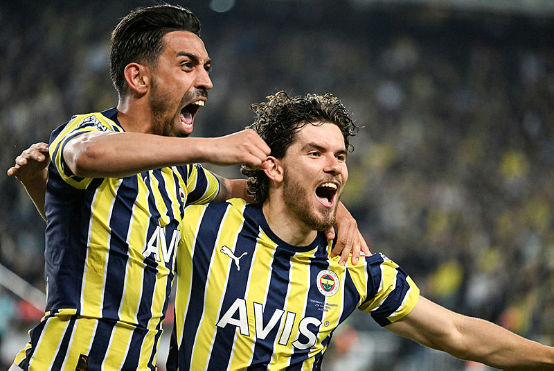 FENERBAHÇE TRANSFER HABERİ | Ferdi Kadıoğlu için gemileri yaktılar! Dev teklif yapılacak