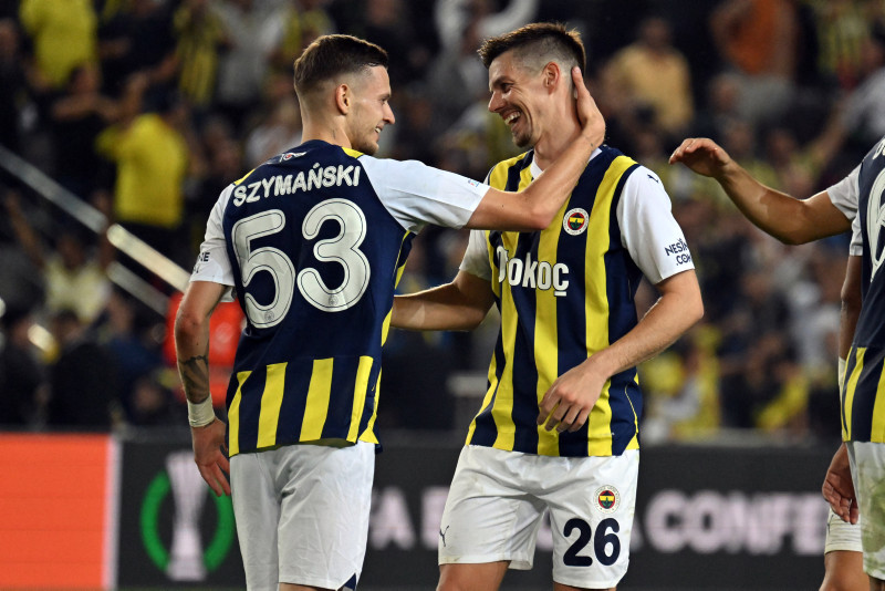 Fenerbahçe’de Sebastian Szymanski gelişmesi! Sözleşmesindeki detay...