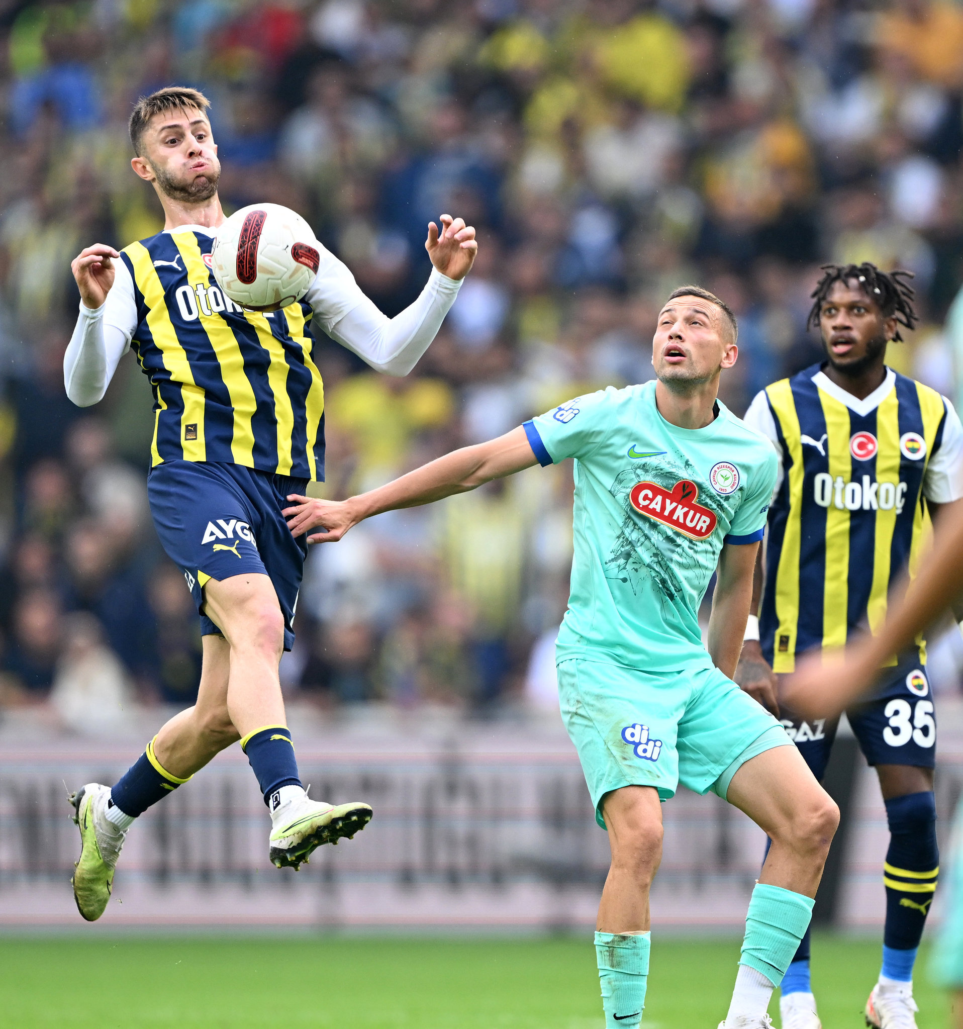 Fenerbahçe transfer haberleri: Performansıyla büyüledi! İngiliz devi peşine düştü