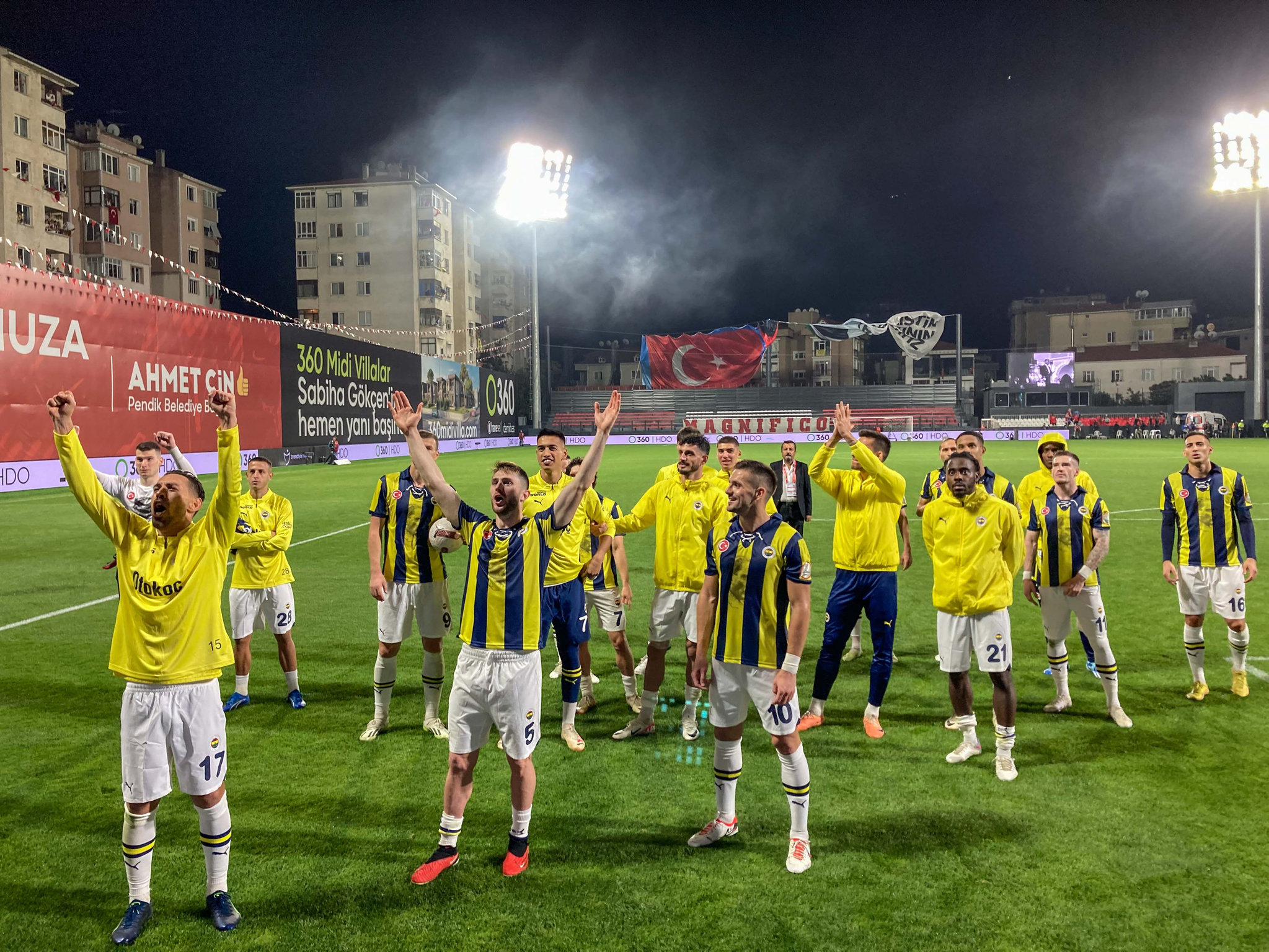 TRANSFER HABERİ: Fenerbahçe’de son dakika plan değişikliği! İşte Kanarya’nın yeni hedefi