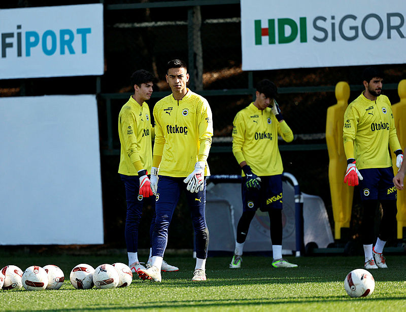 İsmail Kartal o bölgede ısrarcı! İşte Fenerbahçe’ye şampiyonluğu getirecek yıldız