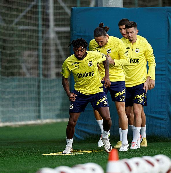 İsmail Kartal o bölgede ısrarcı! İşte Fenerbahçe’ye şampiyonluğu getirecek yıldız