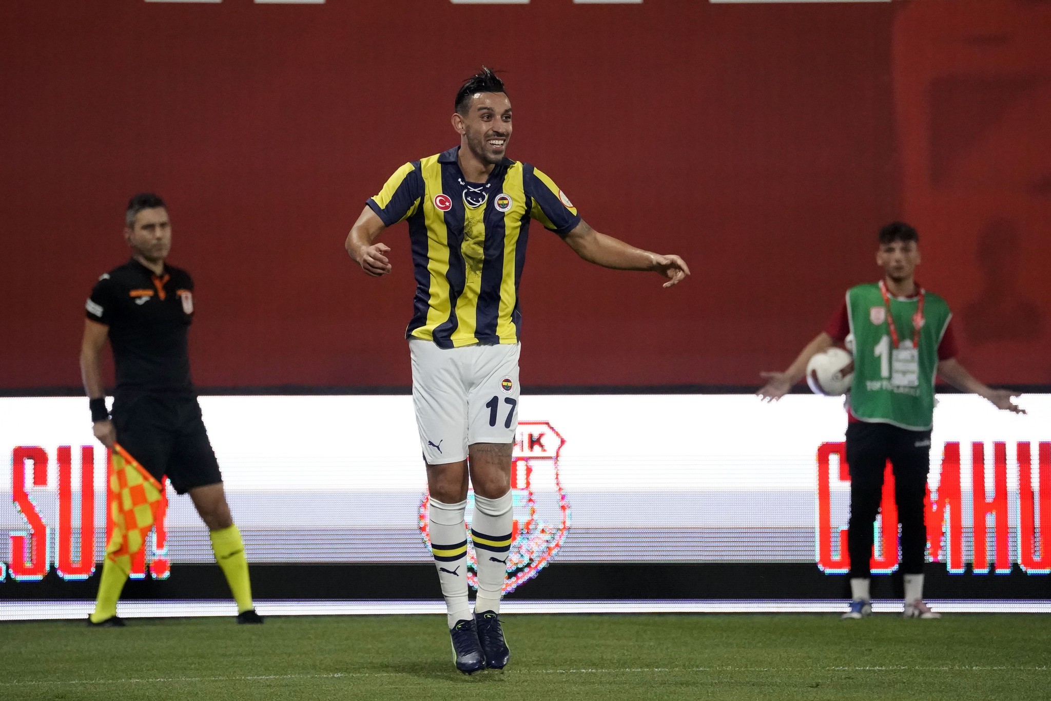 FENERBAHÇE TRANSFER: İrfan Can Kahveci için Fransızlar devrede
