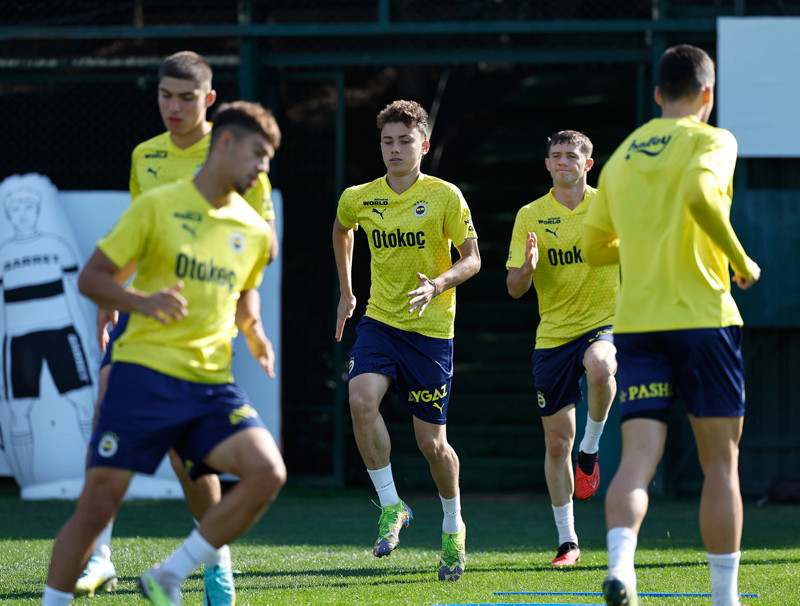 TRANSFER HABERLERİ - Avrupa devlerin onun peşinde! Fenerbahçe’nin yıldızı yolcu