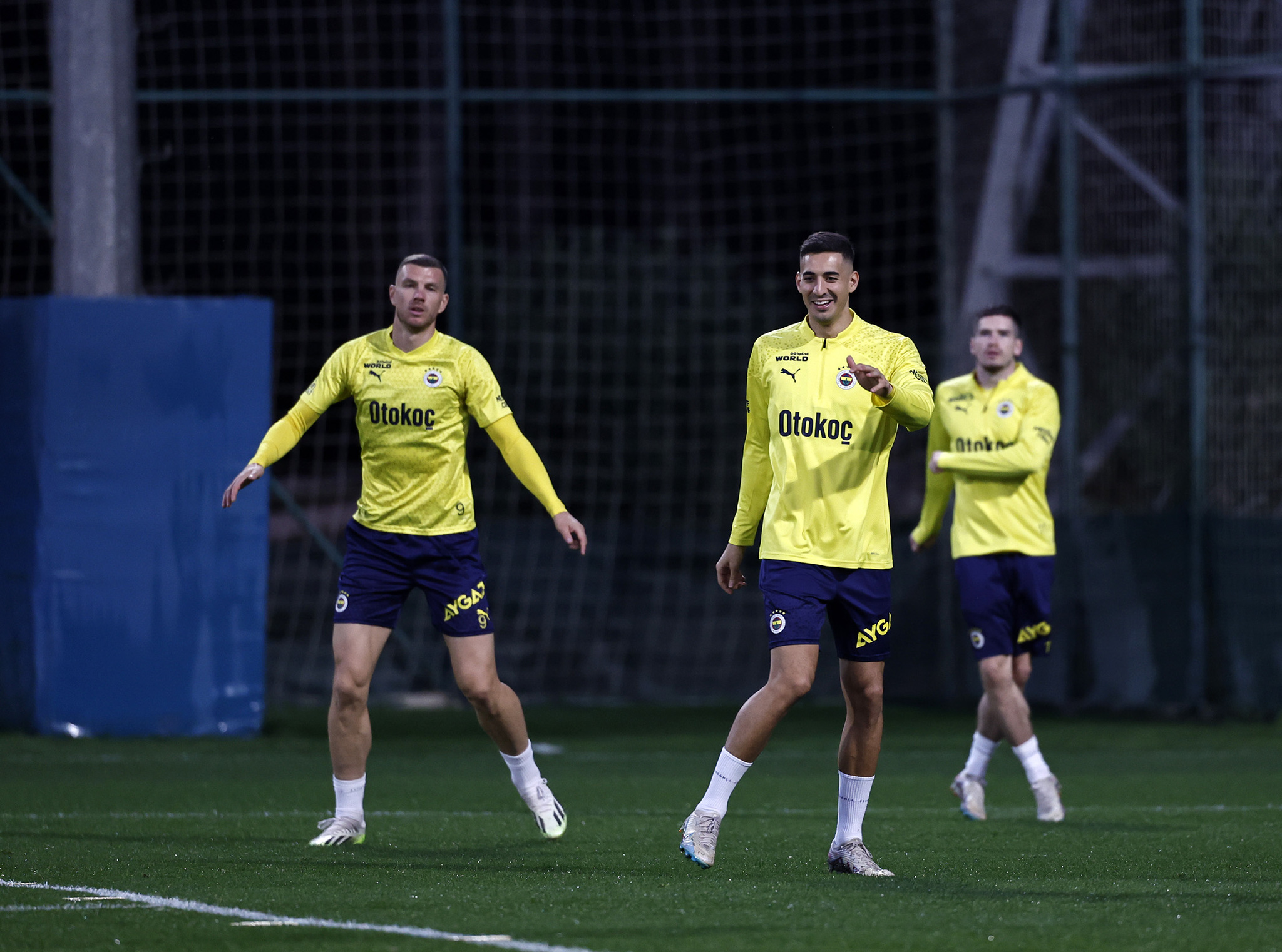 FENERBAHÇE HABERLERİ: İsmail Kartal sistemi belirledi! İşte oyun planı...