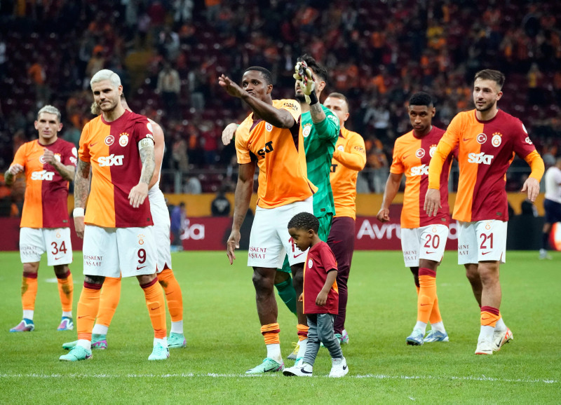 TRANSFER HABERİ - Galatasaray’ın yıldız ismi ocakta ayrılıyor! Resmi görüşmeler başladı