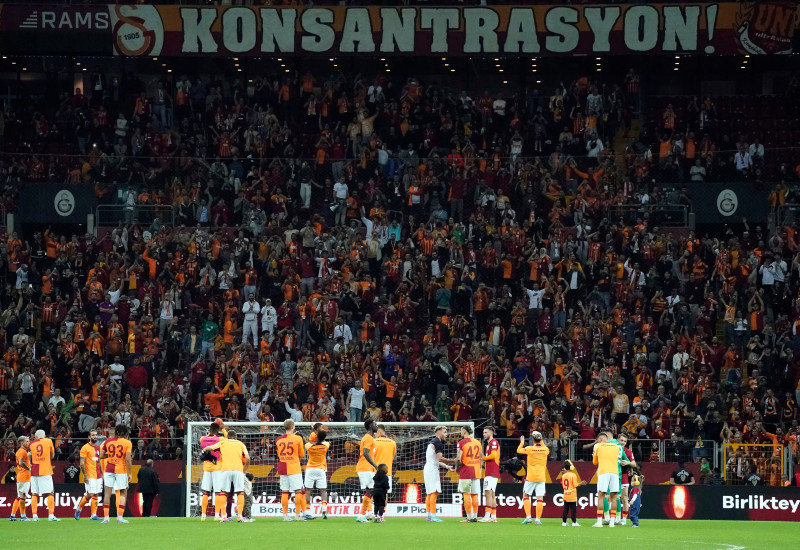 TRANSFER HABERİ - Galatasaray’ın yıldız ismi ocakta ayrılıyor! Resmi görüşmeler başladı