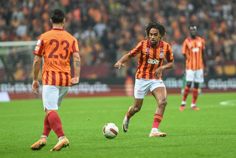 TRANSFER HABERİ - Galatasaray’ın yıldız ismi ocakta ayrılıyor! Resmi görüşmeler başladı