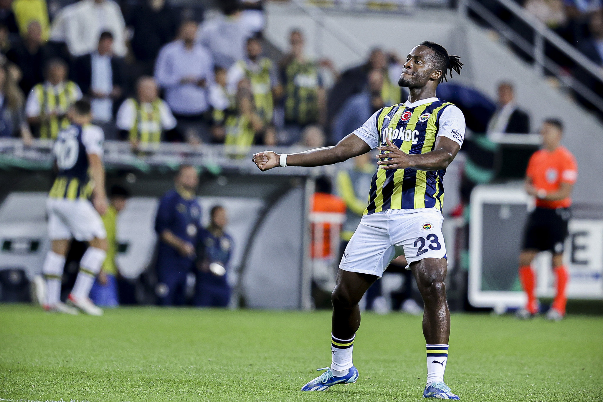 Fenerbahçe’de Michy Batshuayi bombası! Yönetim o talebi kabul etti