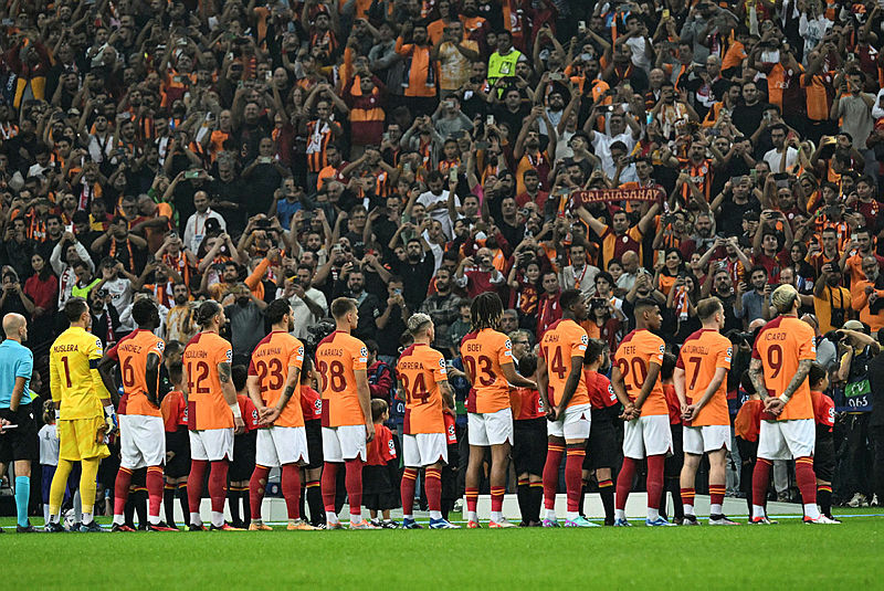 GALATASARAY HABERLERİ: Münih maçına menajer akını! 5 yıldıza transfer kancası