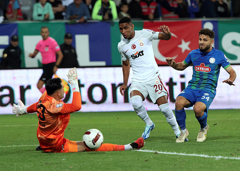 Okan Buruk’tan radikal tercih! İşte Galatasaray’ın Hatayspor maçı muhtemel 11’i