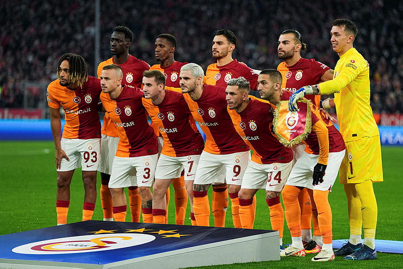 TRANSFER HABERİ | Okan Buruk istedi yönetim harekete geçti! Galatasaray’a İngiltere’den ön libero
