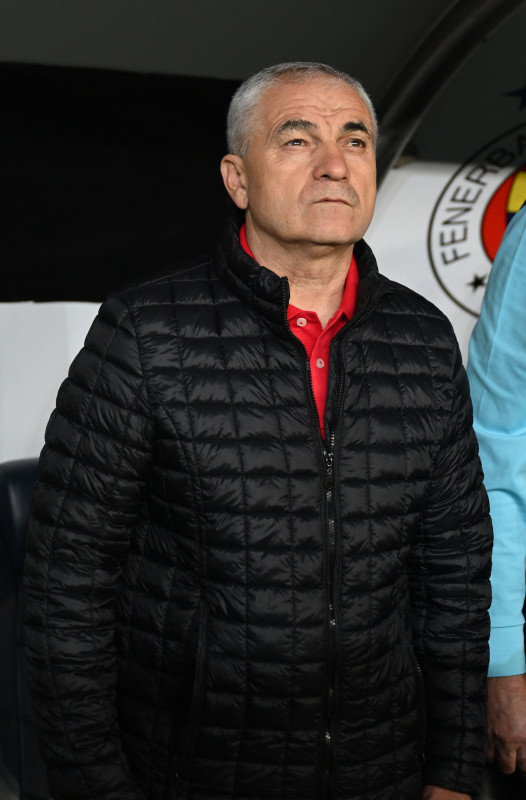 Rıza Çalımbay’dan büyük fedakarlık! Beşiktaş’a gelmek için...