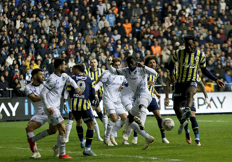 TRANSFER HABERİ | İsmail Kartal onay verdi! Fenerbahçe’nin 6 numarası Fransa’dan geliyor