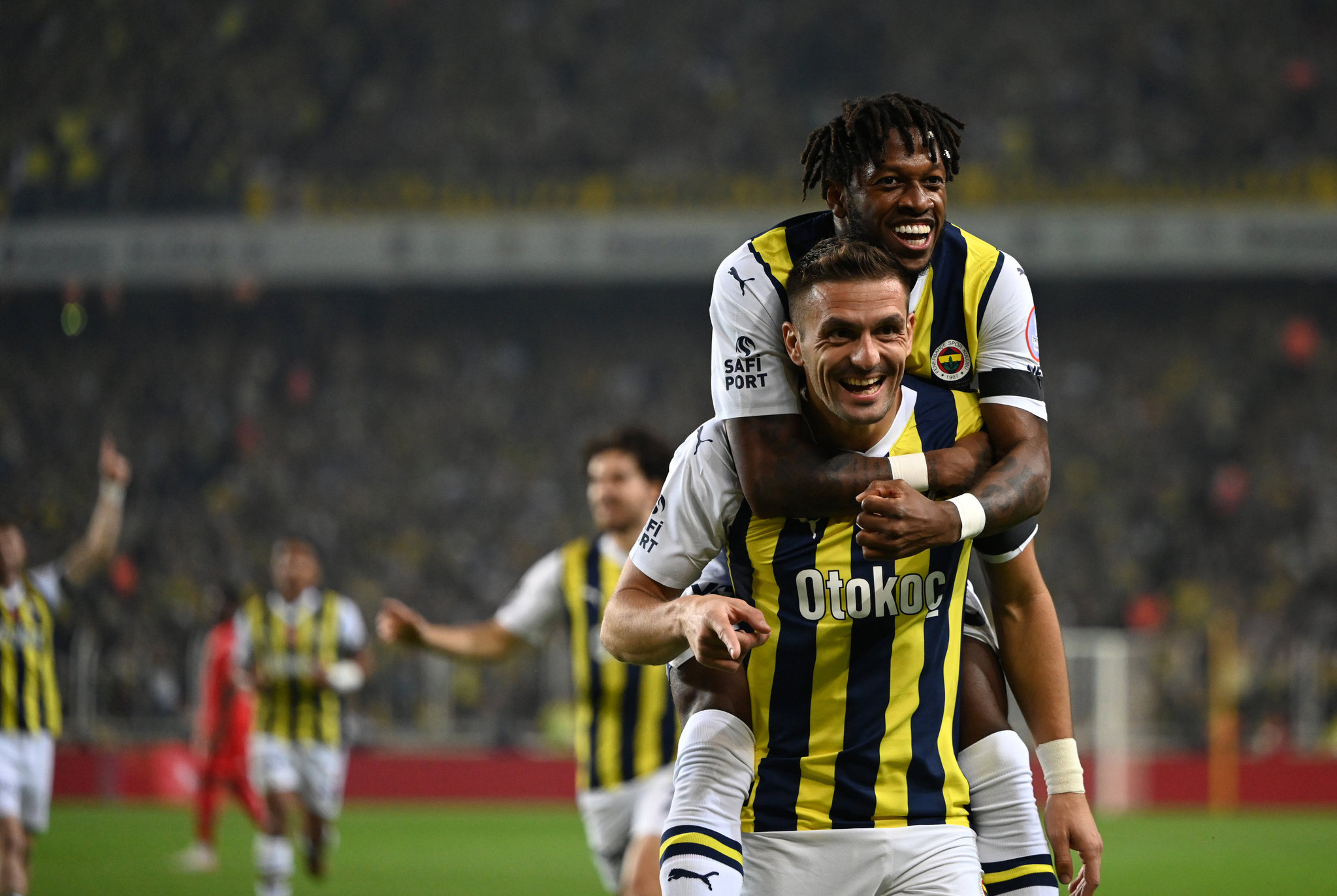 Manchester United Fenerbahçe’nin yıldızının peşine düştü! Galatasaray maçı...