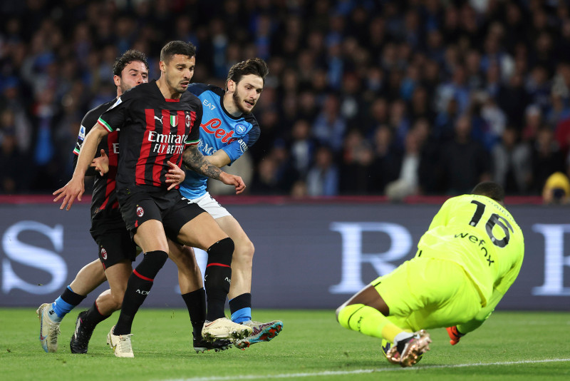 TRANSFER HABERİ - Fenerbahçe Milan’ın kapısını çalacak! İsmail Kartal’ın gözdesi için 2. harekat