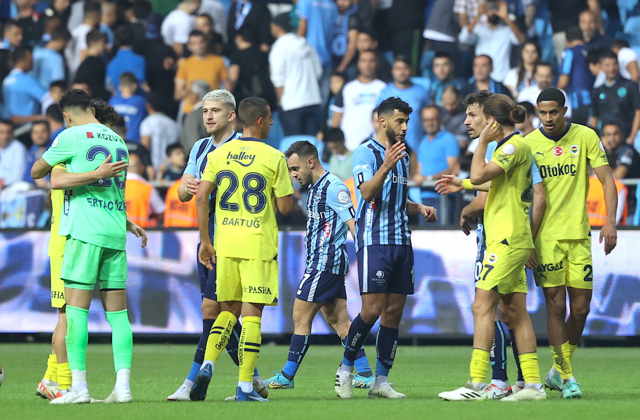 TRANSFER HABERİ: Fenerbahçe’ye Uruguaylı stoper! Bir hafta içinde...