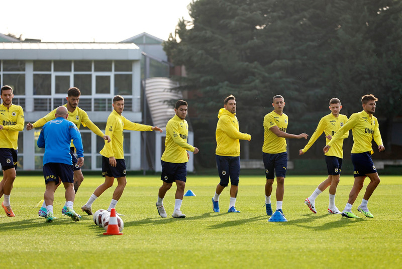 TRANSFER HABERLERİ: İsmail Kartal raporunu verdi! Fenerbahçe’de sürpriz ayrılık