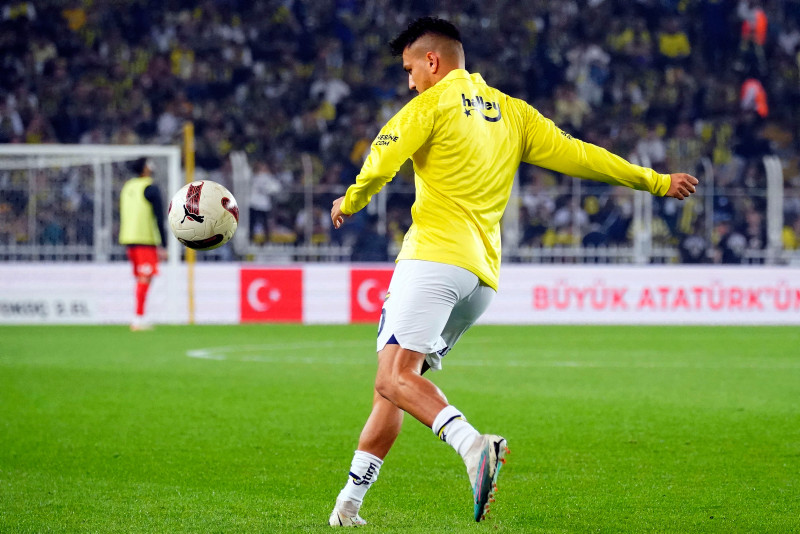 FENERBAHÇE HABERLERİ: Fransız basını böyle gördü! Cengiz Ünder zorluklar altında