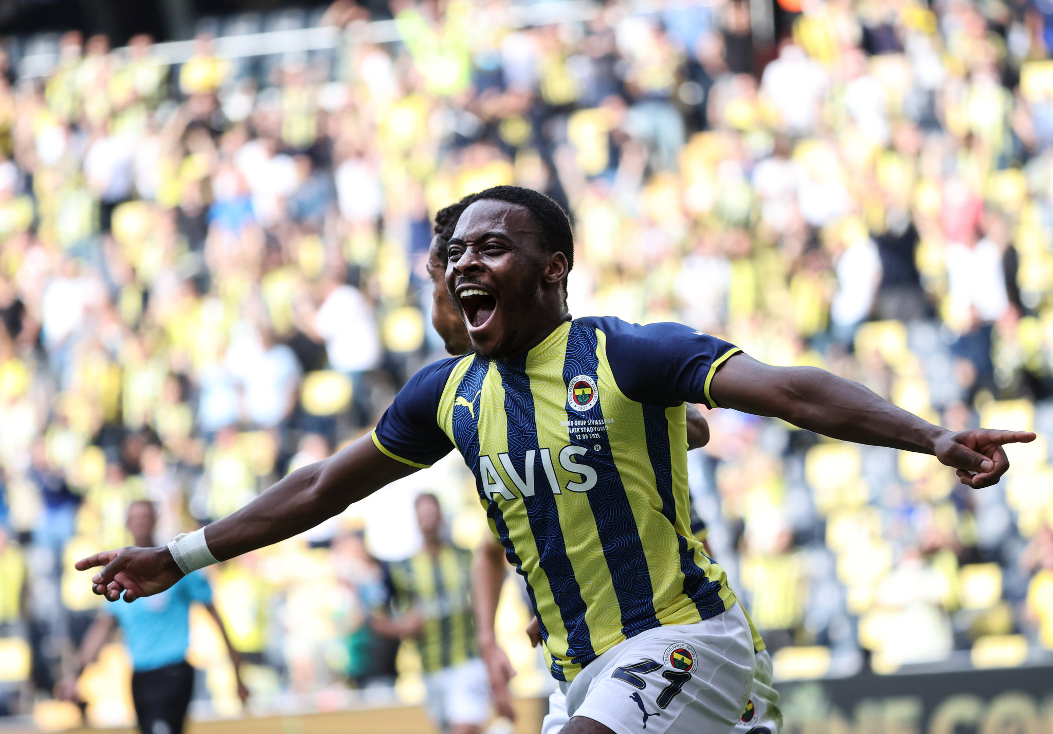 TRANSFER HABERİ: Fenerbahçe’den flaş Osayi-Samuel kararı! Sözleşmesi...