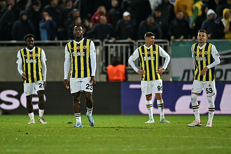TRANSFER HABERİ | Ocak ayında yolcu! Fenerbahçe’nin yıldızına İngiltere’den 2 talip birden
