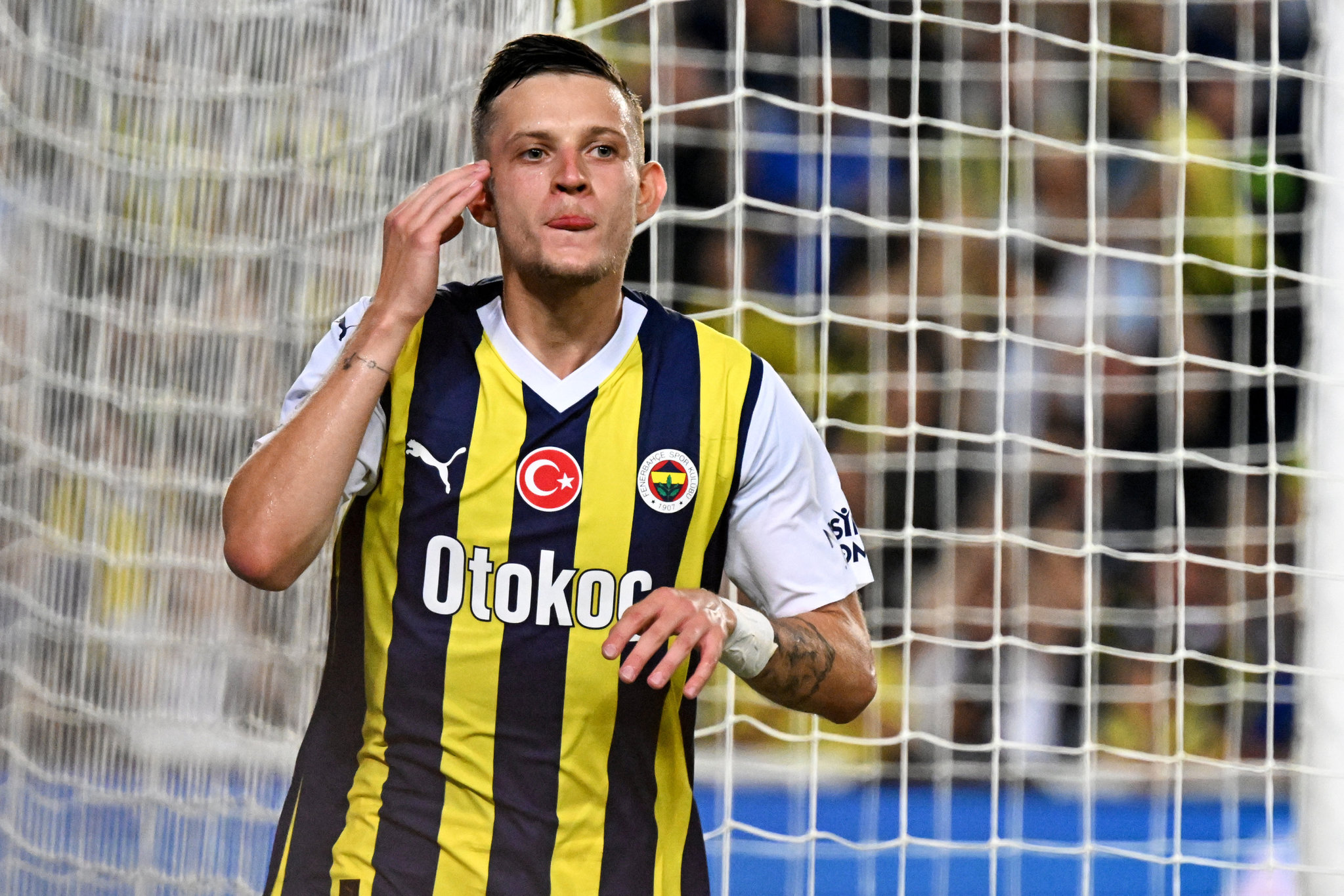 TRANSFER HABERLERİ: Şimdi ne olacak? Fenerbahçe’nin yıldızları paylaşılamıyor