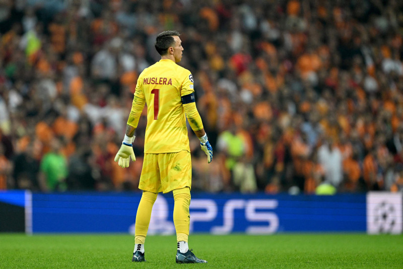 GALATASARAY HABERLERİ - Eldivenler Fernando Muslera’da kalacak! İşte sözleşme detaylar